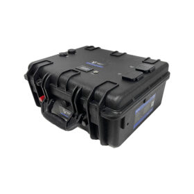 Batteria al litio 36V impermeabile Ultimatron da 38,4 V 100 Ah 3840 Wh LiFePO4 Smart BMS con Bluetooth Display LCD