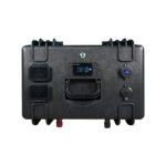 Batteria al litio 12V impermeabile IP65 Ultimatron da 12,8 V 150 Ah 1920 Wh LiFePO4 Smart BMS con Bluetooth Display LCD - immagine 9